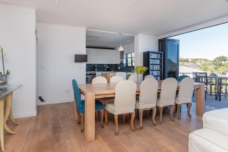 7 Bedroom Property for Sale in San Michel Western Cape